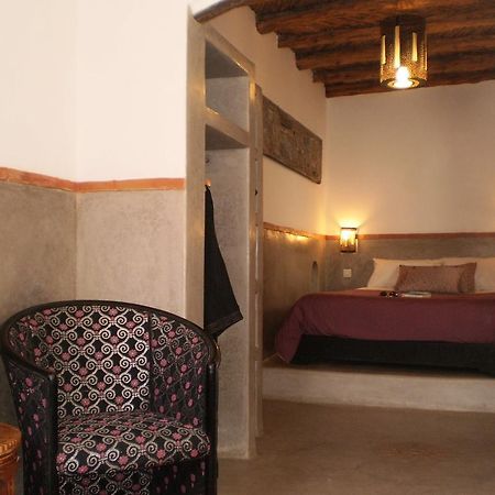 Dar Darek Hotel Szavíra Kültér fotó