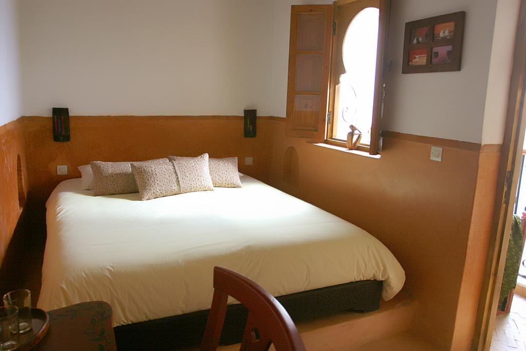 Dar Darek Hotel Szavíra Kültér fotó
