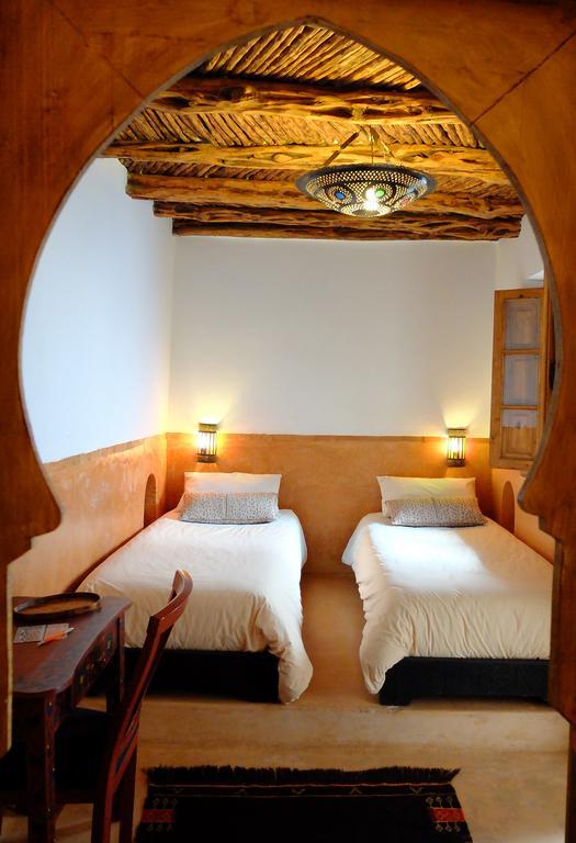 Dar Darek Hotel Szavíra Kültér fotó